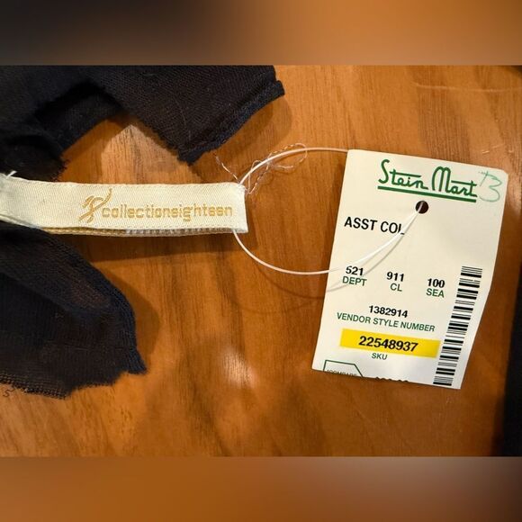 NWT Black and White Floral Kimono Cardigan - Picture 5 of 5